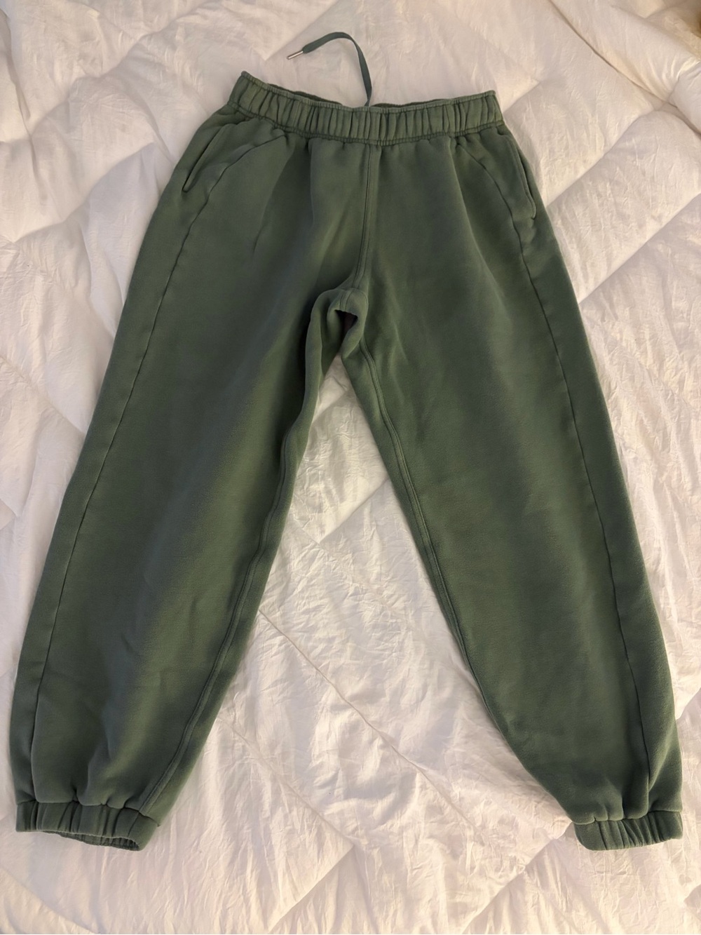 Lululemon Green Jogger Sweatpants